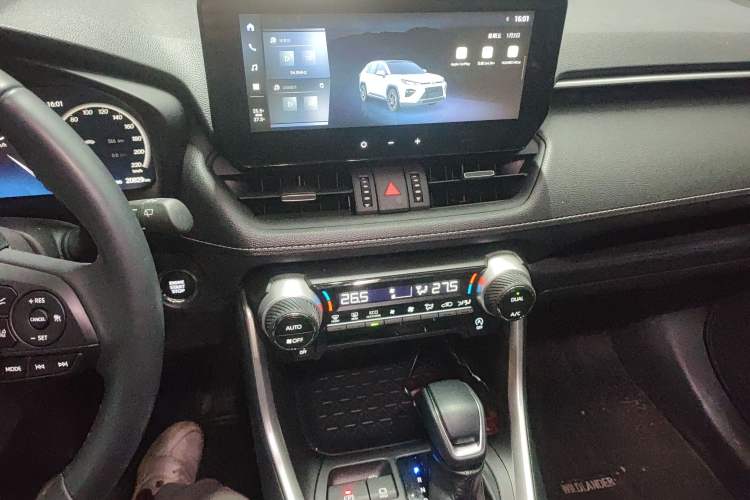 Used Toyota Wildlander 2023 2.0L CVT Two-Wheel Drive Luxury PLUS Edition Audio And AC Panel