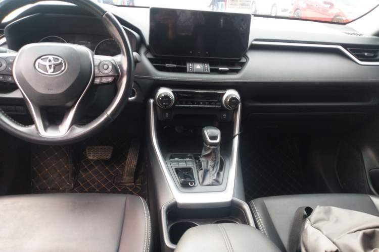 Used Toyota Wildlander 2023 2.0L CVT Two-Wheel Drive Urban Edition Audio And AC Panel