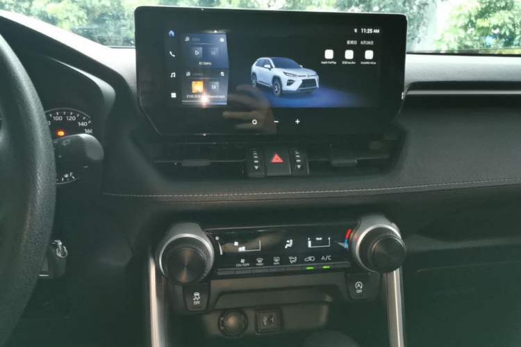 Used Toyota Wildlander 2023 2.0L CVT Two-Wheel Drive Leading Edition Audio And AC Panel