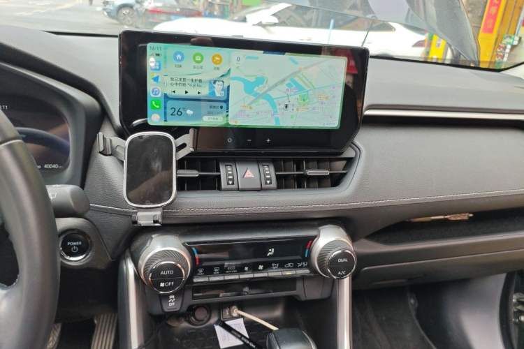 Used Toyota Wildlander 2023 2.0L CVT Two-Wheel Drive Luxury PLUS Edition Audio And AC Panel