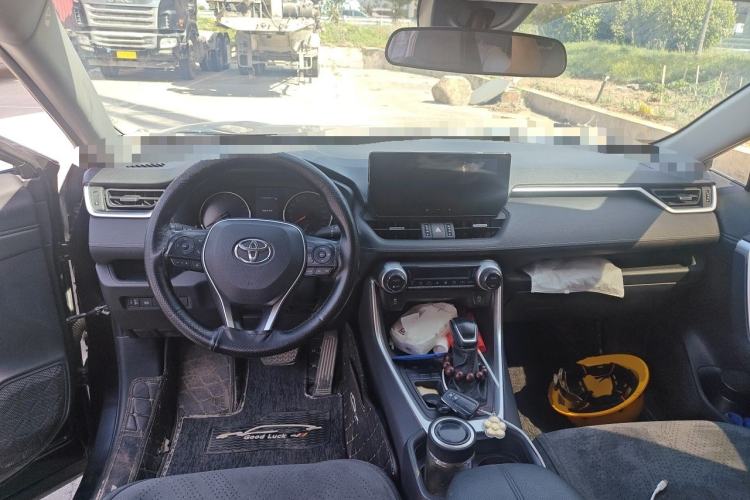 Used Toyota Wildlander 2023 2.0L CVT Two-Wheel Drive Urban Edition Center Console