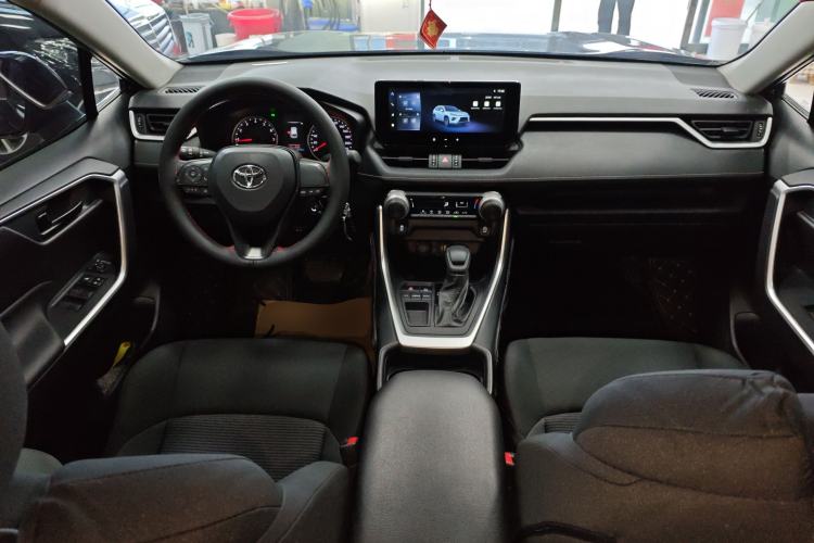Used Toyota Wildlander 2023 2.0L CVT Two-Wheel Drive Leading Edition Center Console