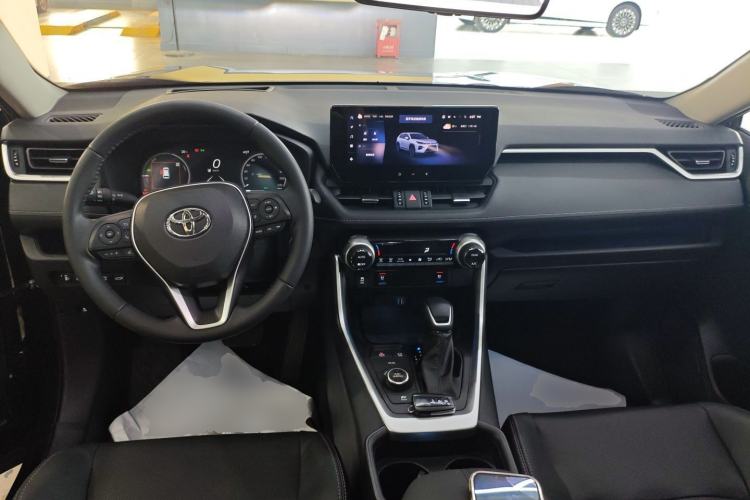 Used Toyota Wildlander 2023 Dual-Motor 2.5L E-CVT Four-Wheel Drive Prestige Edition Center Console
