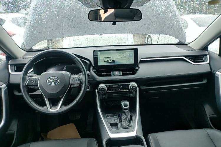 Used Toyota Wildlander 2023 2.0L CVT Four-Wheel Drive Luxury PLUS Edition Center Console