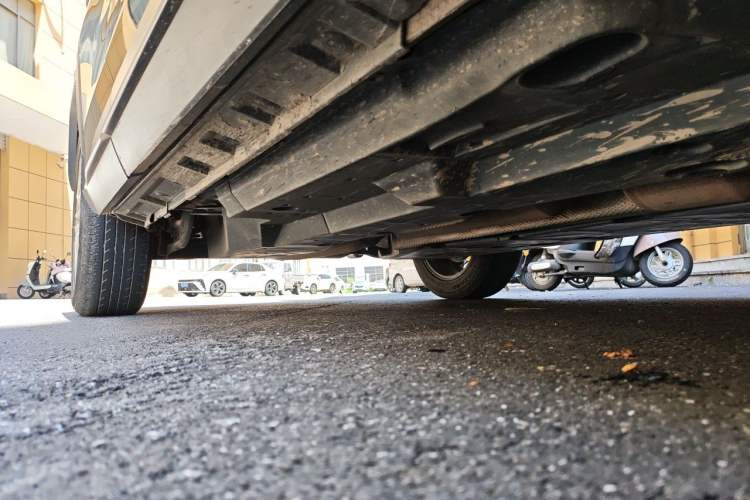 Used Toyota Wildlander 2023 2.0L CVT Two-Wheel Drive Leading Edition Chassis Front Right