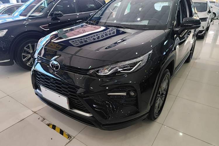 Used Toyota Wildlander 2023 2.0L CVT Two-Wheel Drive Luxury PLUS Edition Guazi used car, China used car export, Used car for sale, Used  cars, Cheapest cars for sale