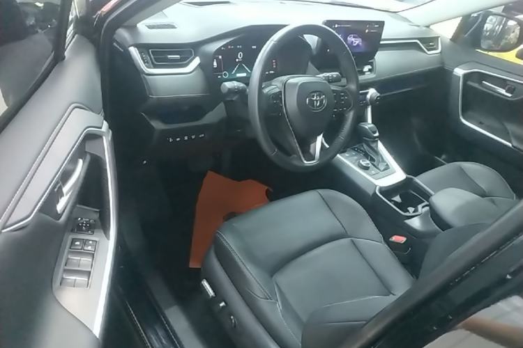 Used Toyota Wildlander 2023 Dual-Motor 2.5L E-CVT Four-Wheel Drive Prestige Edition Driver Seat