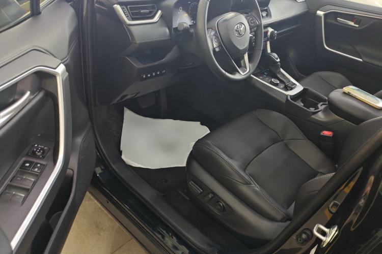 Used Toyota Wildlander 2023 Dual-Motor 2.5L E-CVT Four-Wheel Drive Prestige Edition Driver Seat