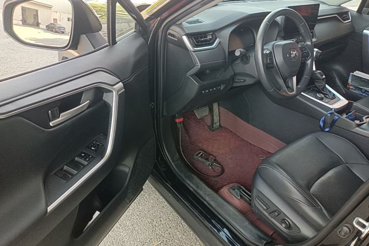 Used Toyota Wildlander 2023 Dual-Motor 2.5L E-CVT Four-Wheel Drive Prestige Edition Driver Seat
