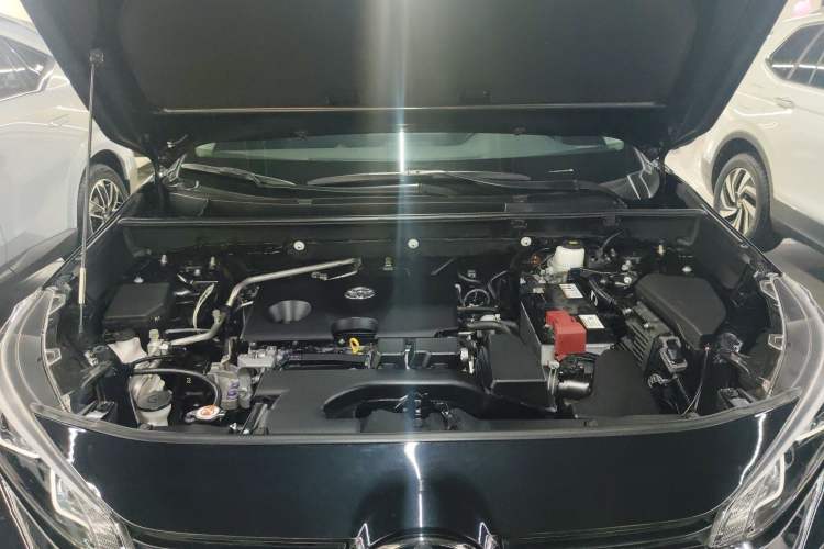 Used Toyota Wildlander 2023 2.0L CVT Two-Wheel Drive Luxury PLUS Edition Engine Bay