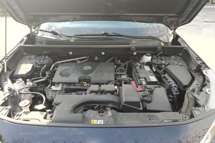 Used Toyota Wildlander 2023 2.0L CVT Four-Wheel Drive Luxury PLUS Edition Engine Bay