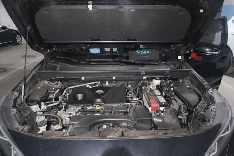 Used Toyota Wildlander 2023 2.0L CVT Two-Wheel Drive Luxury PLUS Edition Engine Bay
