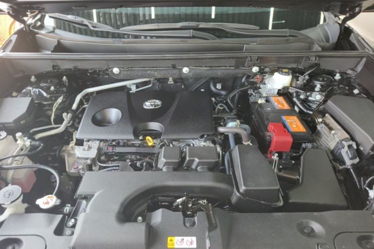 Used Toyota Wildlander 2023 2.0L CVT Two-Wheel Drive Luxury PLUS Edition Engine Bay