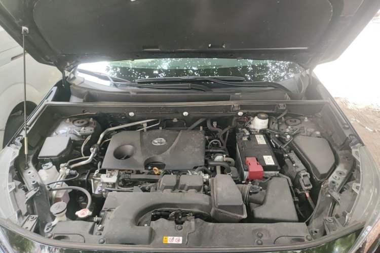 Used Toyota Wildlander 2023 2.0L CVT Two-Wheel Drive Leading Edition Engine Bay