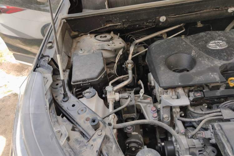 Used Toyota Wildlander 2023 2.0L CVT Four-Wheel Drive Luxury PLUS Edition Engine Bay Right