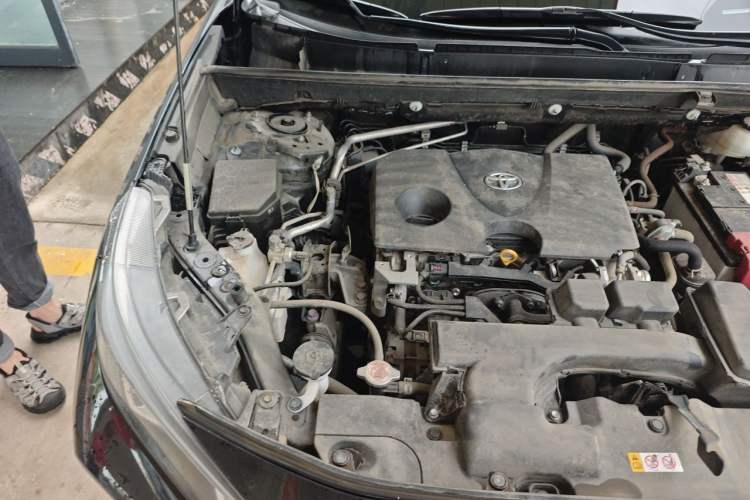 Used Toyota Wildlander 2023 2.0L CVT Two-Wheel Drive Luxury PLUS Edition Engine Bay Right