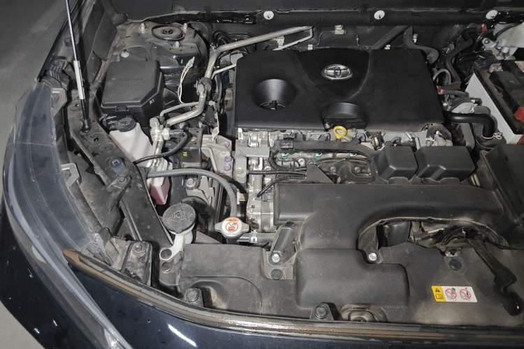 Used Toyota Wildlander 2023 2.0L CVT Two-Wheel Drive Luxury PLUS Edition Engine Bay Right