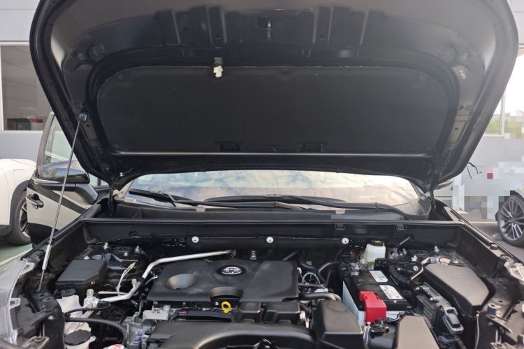 Used Toyota Wildlander 2023 2.0L CVT Four-Wheel Drive Luxury PLUS Edition Engine Bay