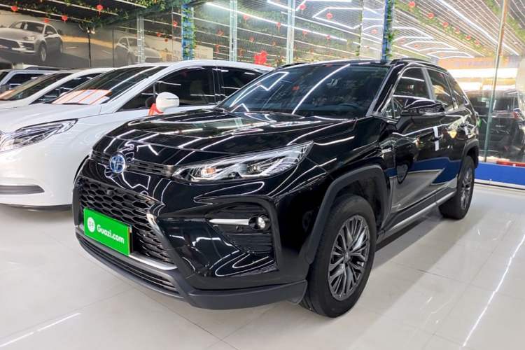 Used Toyota Wildlander 2023 Dual-Motor 2.5L E-CVT Two-Wheel Drive Luxury PLUS Edition Guazi used car, China used car export, Used car for sale, Used  cars, Cheapest cars for sale