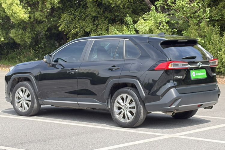 Used Toyota Wildlander 2023 2.0L CVT Two-Wheel Drive Urban Edition Exterior 1