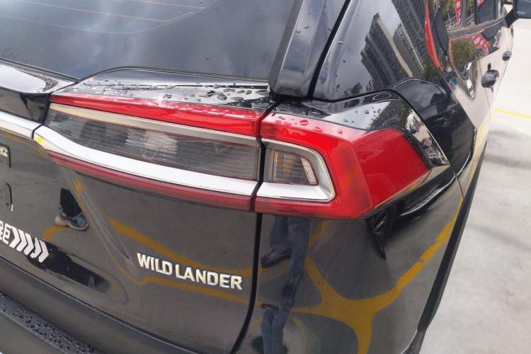 Used Toyota Wildlander 2023 2.0L CVT Two-Wheel Drive Urban Edition Exterior 3