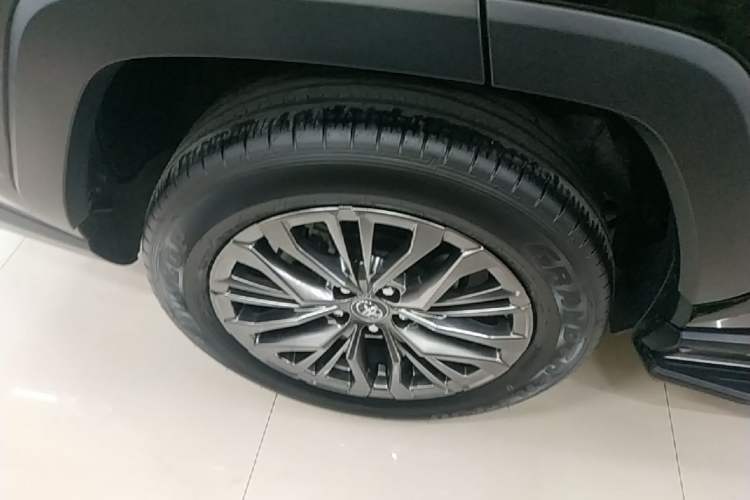 Used Toyota Wildlander 2023 Dual-Motor 2.5L E-CVT Four-Wheel Drive Prestige Edition Exterior 5
