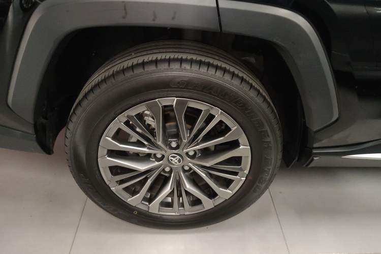 Used Toyota Wildlander 2023 2.0L CVT Two-Wheel Drive Luxury PLUS Edition Exterior 5