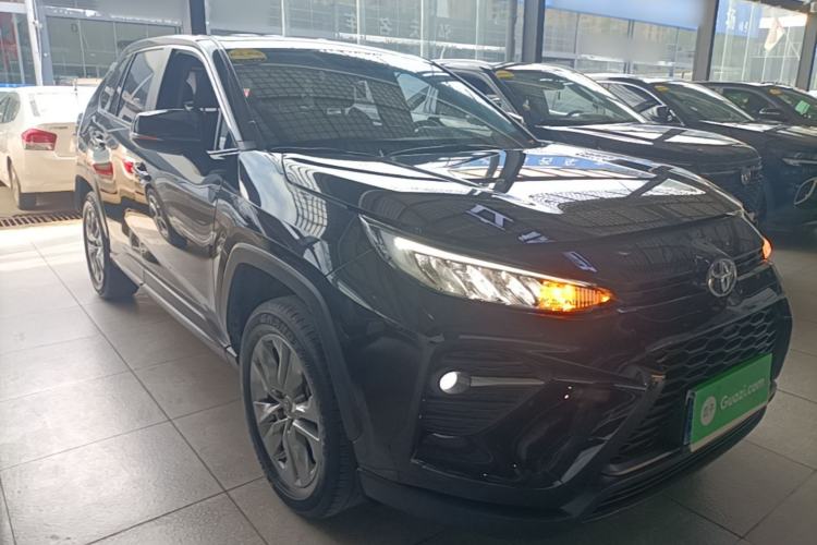 Used Toyota Wildlander 2023 2.0L CVT Two-Wheel Drive Leading Edition Front Right 45 Deg