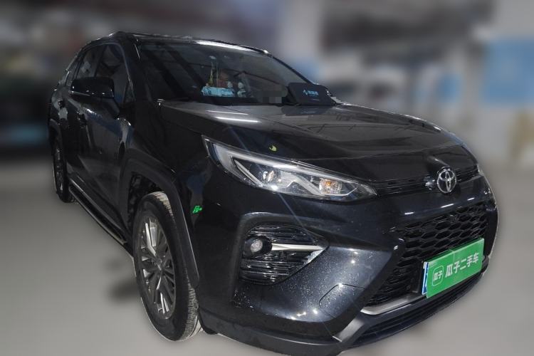 Used Toyota Wildlander 2023 2.0L CVT Two-Wheel Drive Luxury PLUS Edition Front Right 45 Deg