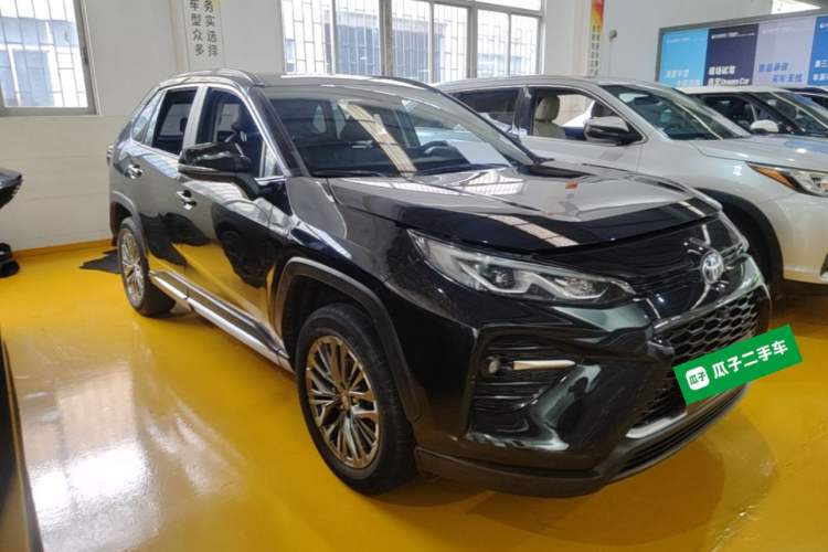 Used Toyota Wildlander 2023 Dual-Motor 2.5L E-CVT Two-Wheel Drive Luxury PLUS Edition Front Right 45 Deg