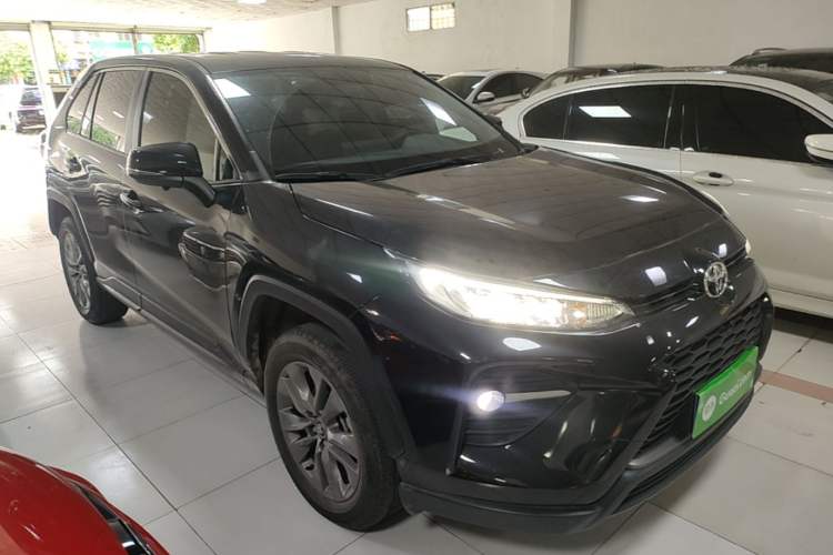 Used Toyota Wildlander 2023 2.0L CVT Two-Wheel Drive Leading Edition Front Right 45 Deg