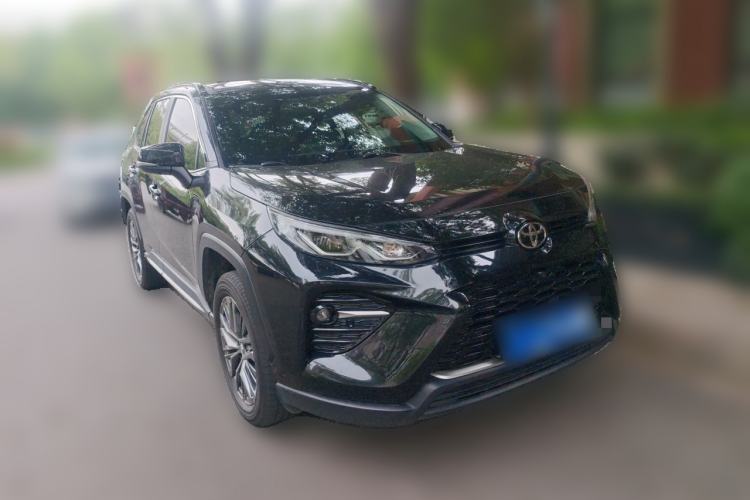 Used Toyota Wildlander 2023 2.0L CVT Two-Wheel Drive Luxury PLUS Edition Front Right 45 Deg