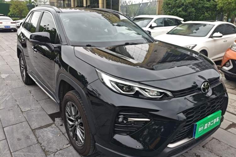 Used Toyota Wildlander 2023 2.0L CVT Four-Wheel Drive Luxury PLUS Edition Front Right 45 Deg