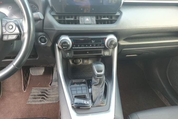 Used Toyota Wildlander 2023 2.0L CVT Four-Wheel Drive Luxury PLUS Edition Gear Lever