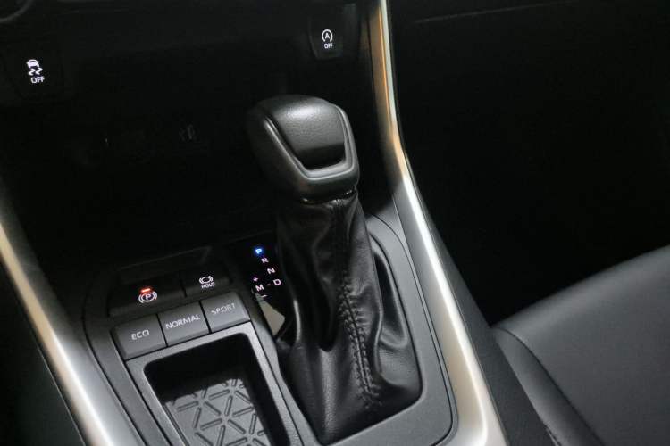 Used Toyota Wildlander 2023 2.0L CVT Two-Wheel Drive Leading Edition Gear Lever