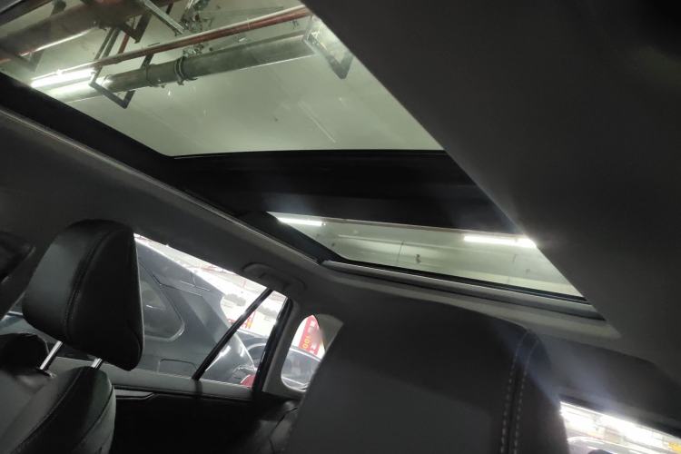 Used Toyota Wildlander 2023 Dual-Motor 2.5L E-CVT Two-Wheel Drive Luxury PLUS Edition Headliner