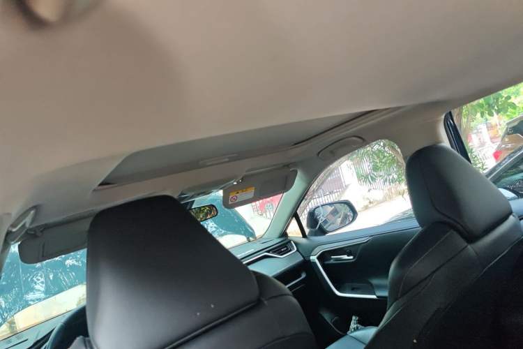 Used Toyota Wildlander 2023 Dual-Engine 2.5L E-CVT Two-Wheel Drive Urban Edition Headliner