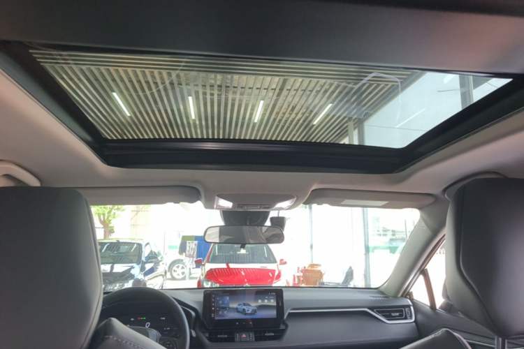 Used Toyota Wildlander 2023 2.0L CVT Two-Wheel Drive Luxury PLUS Edition Headliner