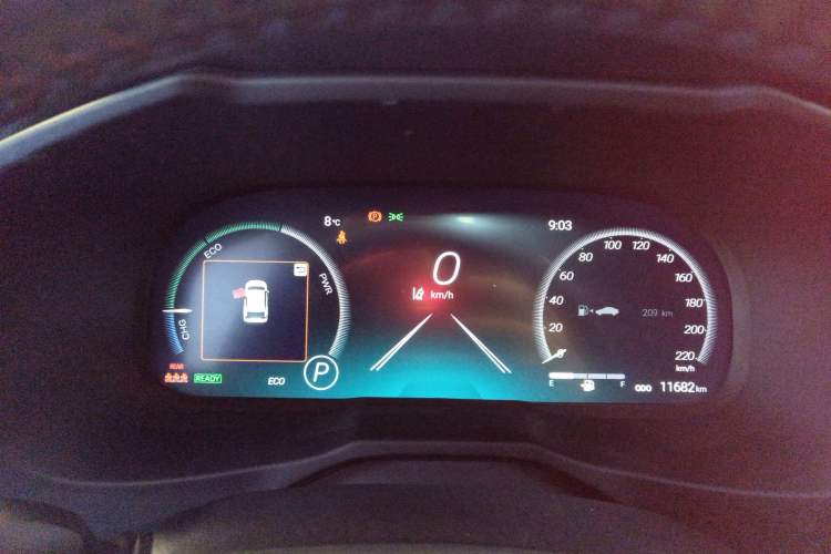 Used Toyota Wildlander 2023 Dual-Engine 2.5L E-CVT Two-Wheel Drive Urban Edition Instrument Cluster
