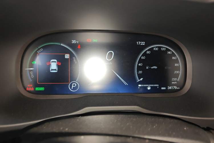 Used Toyota Wildlander 2023 Dual-Motor 2.5L E-CVT Two-Wheel Drive Luxury PLUS Edition Instrument Cluster