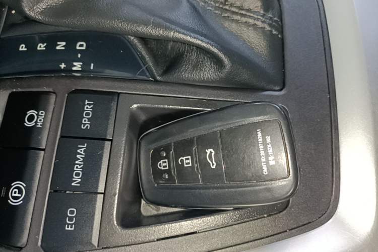 Used Toyota Wildlander 2023 2.0L CVT Two-Wheel Drive Leading Edition Interior 1