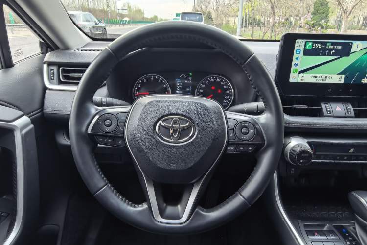 Used Toyota Wildlander 2023 2.0L CVT Two-Wheel Drive Urban Edition Interior 2
