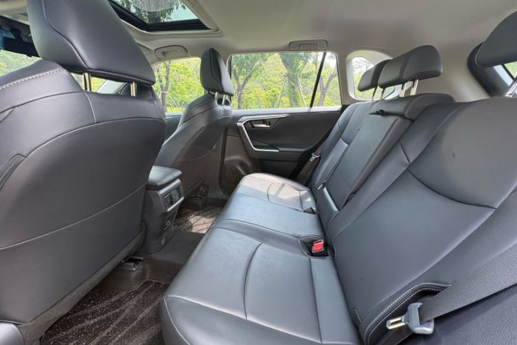 Used Toyota Wildlander 2023 2.0L CVT Two-Wheel Drive Urban Edition Interior 3