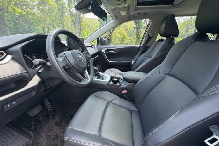 Used Toyota Wildlander 2023 2.0L CVT Two-Wheel Drive Urban Edition Interior 4