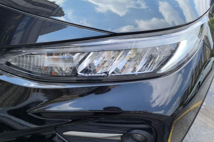 Used Toyota Wildlander 2023 2.0L CVT Two-Wheel Drive Leading Edition Left Front Headlight