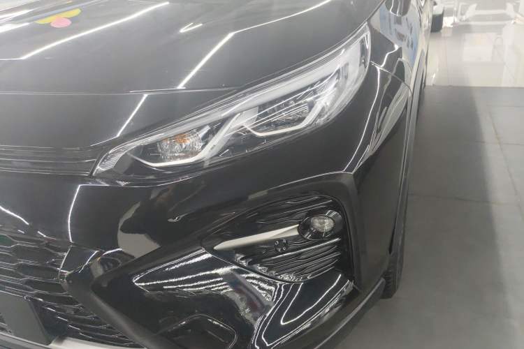 Used Toyota Wildlander 2023 2.0L CVT Two-Wheel Drive Luxury PLUS Edition Left Front Headlight