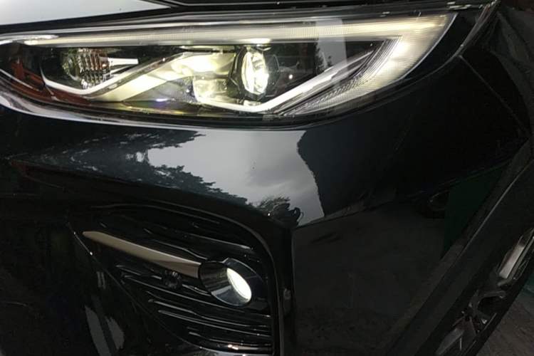 Used Toyota Wildlander 2023 2.0L CVT Two-Wheel Drive Luxury PLUS Edition Left Front Headlight