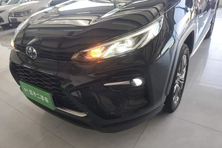 Used Toyota Wildlander 2023 2.0L CVT Two-Wheel Drive Luxury PLUS Edition Left Front Headlight