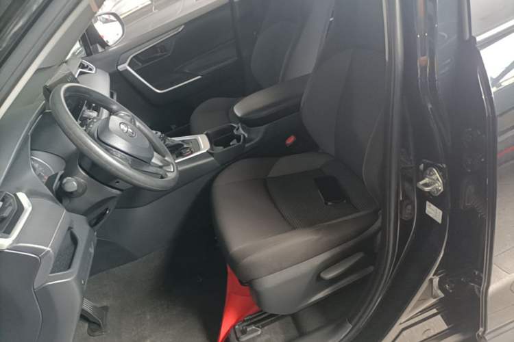 Used Toyota Wildlander 2023 2.0L CVT Two-Wheel Drive Leading Edition Left Front Seat