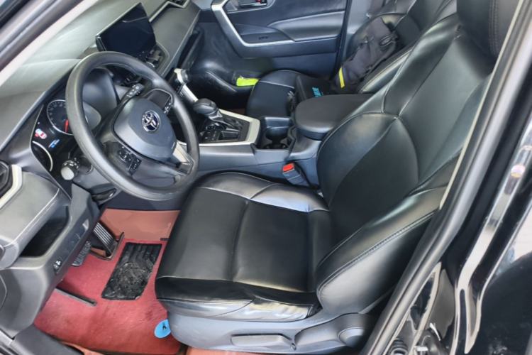 Used Toyota Wildlander 2023 2.0L CVT Two-Wheel Drive Leading Edition Left Front Seat